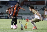 Jaguares remonta y gana en casa