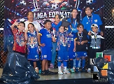 Lluviosa celebración de campeones en la Liga Formativa Patria Nueva Fut 7