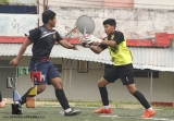 Pavones y Halcones Negros miden fuerzas_18