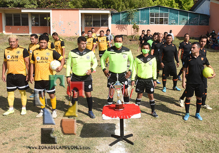 Propasados se consagra campeón en la Veteranos de la Liga Chivas_1